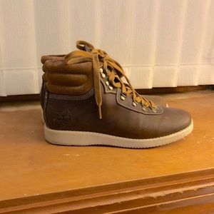 Timberland brown booties